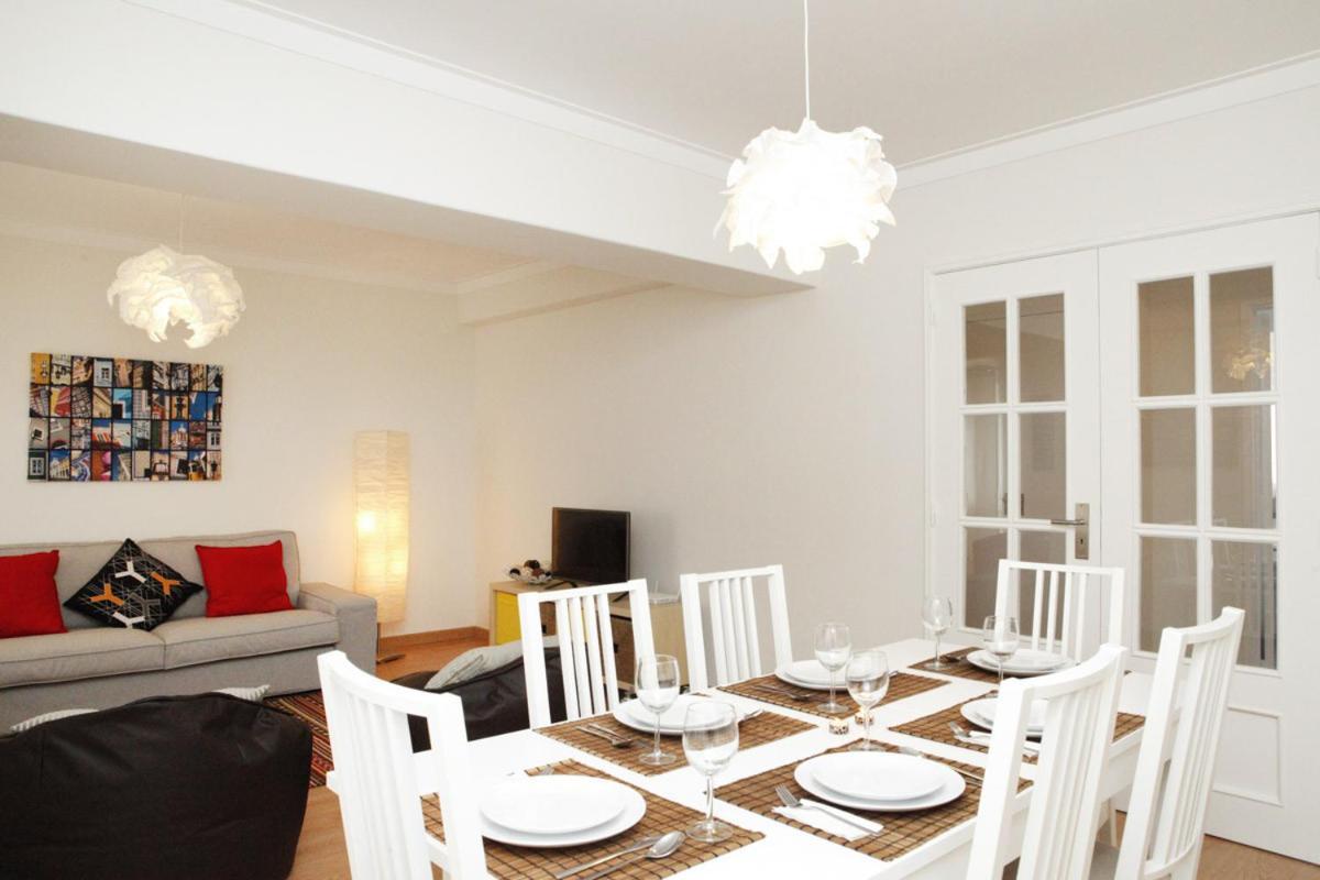 Family Central Apartment In São Pedro do Estoril Kültér fotó