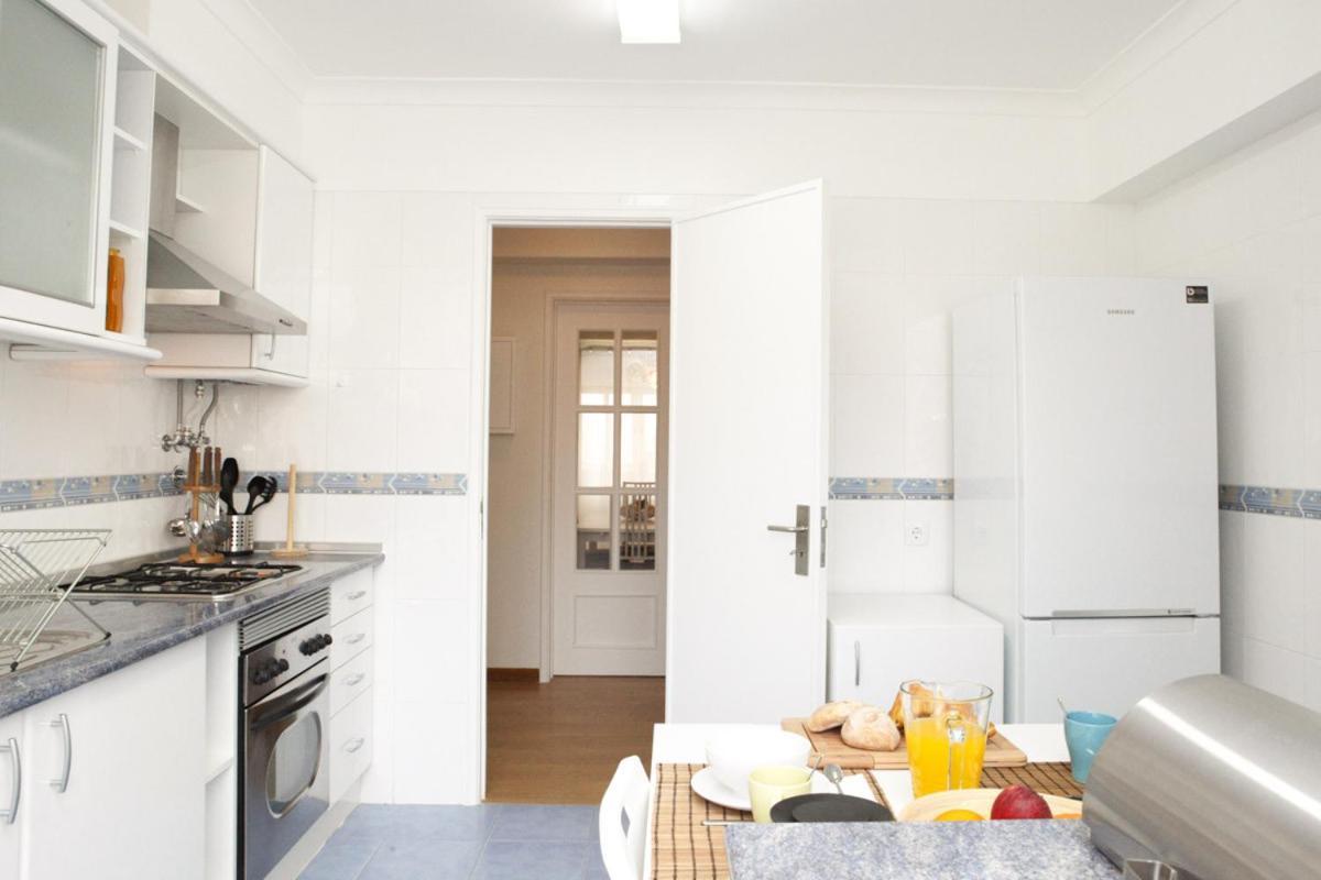 Family Central Apartment In São Pedro do Estoril Kültér fotó